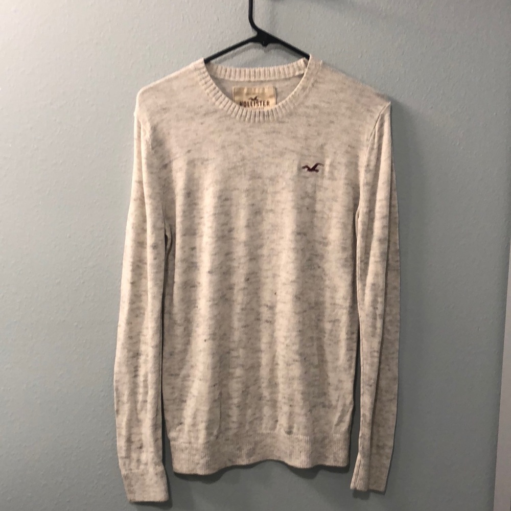 Hollister sweater